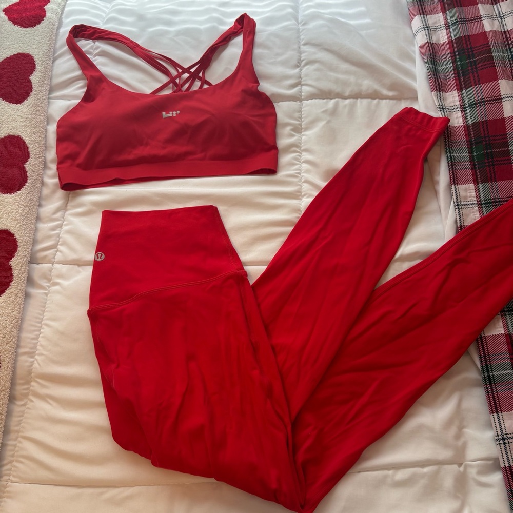 Lululemon x lifetime set